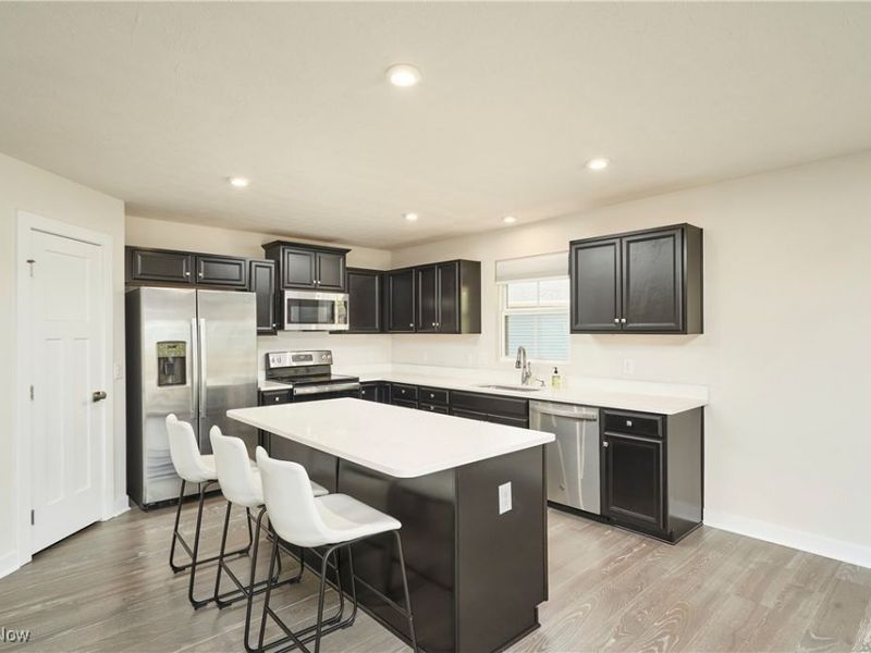 3649 Stradley Circle, Norton, OH 44203 Photo 13