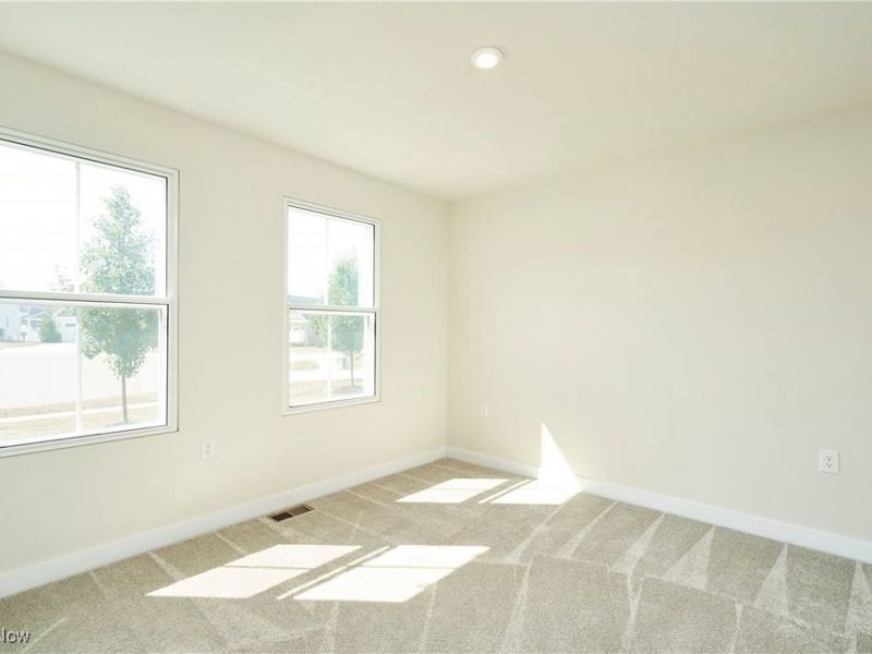 3649 Stradley Circle, Norton, OH 44203 Photo 9