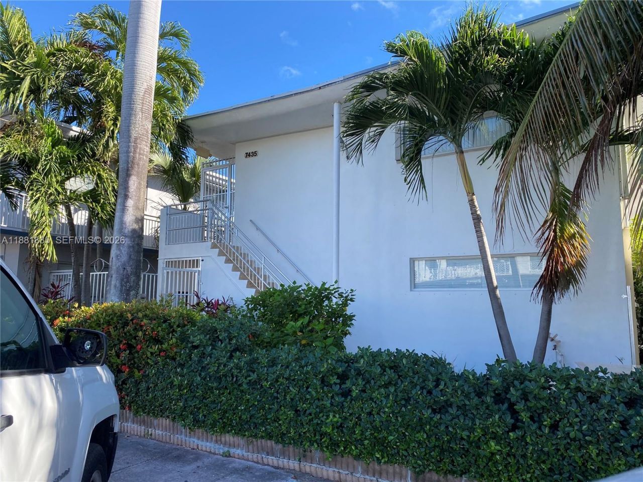 7435 Byron Ave, Unit 2, Miami Beach, FL 33141 Photo