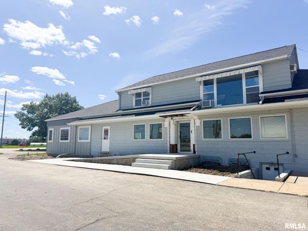 210 E PEORIA Street, Goodfield, IL 61742