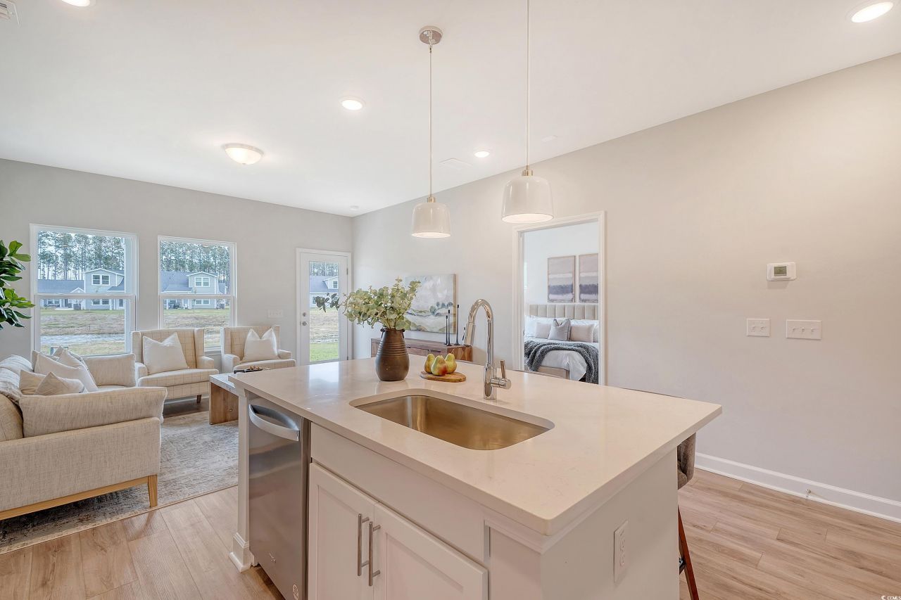 734 Ebb Tide Rd. Photo 6