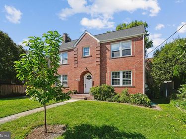 904 N IVY STREET, Unit 3, ARLINGTON, VA 22201