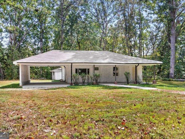 3990 Pine Hill Drive, Douglasville, GA 30135