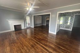 1058 St. Andrews  photo 4