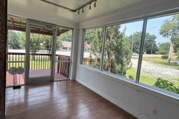 1058 St. Andrews  photo 4