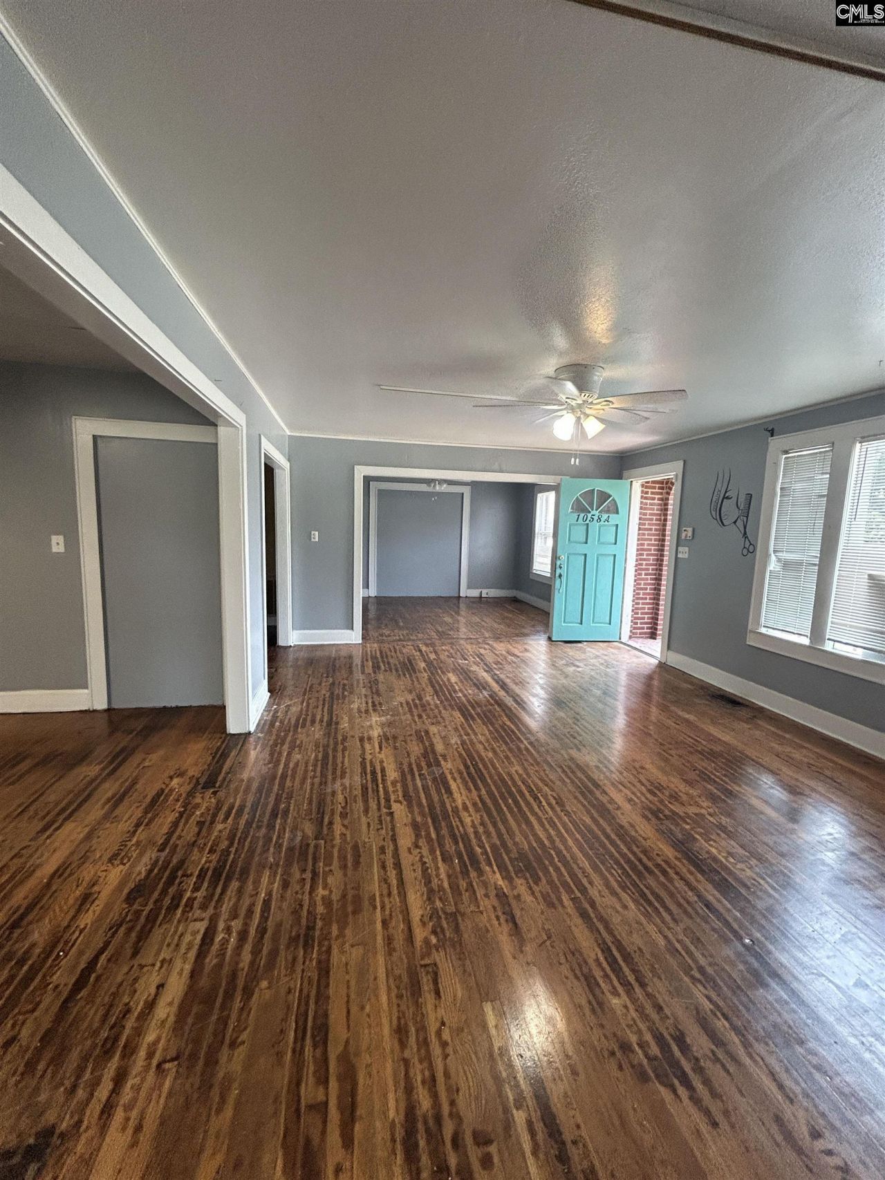 1058 St. Andrews  Photo 6