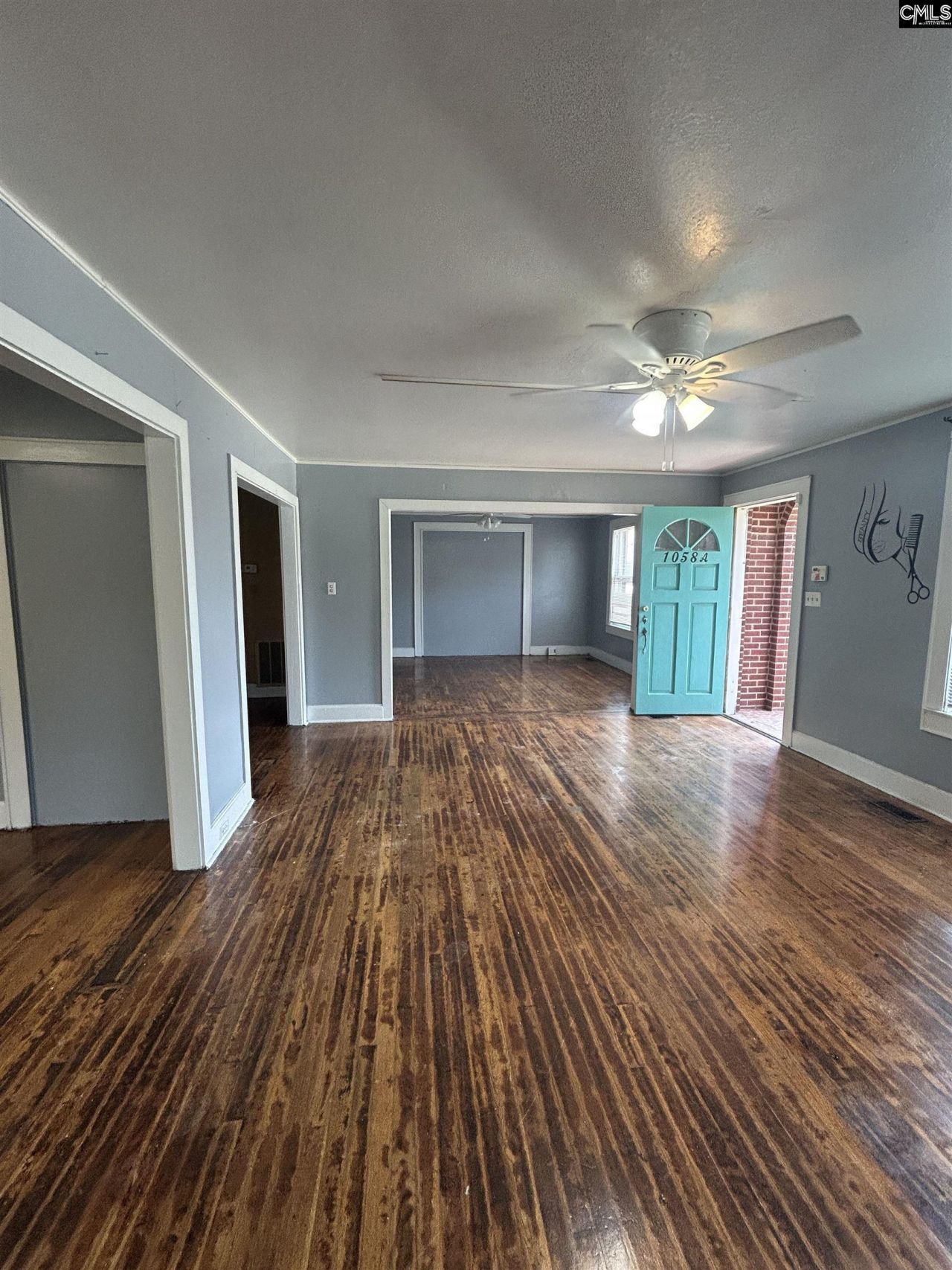 1058 St. Andrews  Photo 7