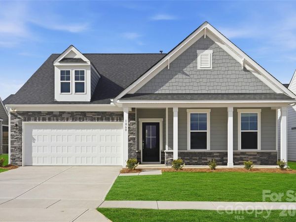 1060 Arundle Road, Sherrills Ford, NC 28673