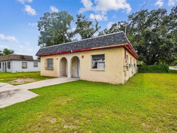 9318 N 11TH STREET, TAMPA, FL 33612