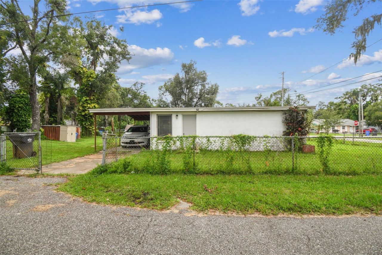 7512 Rhode Island Drive, Tampa, FL 33619 Photo