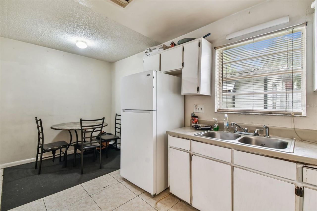8205 N Semmes Street, Tampa, FL 33604 Photo