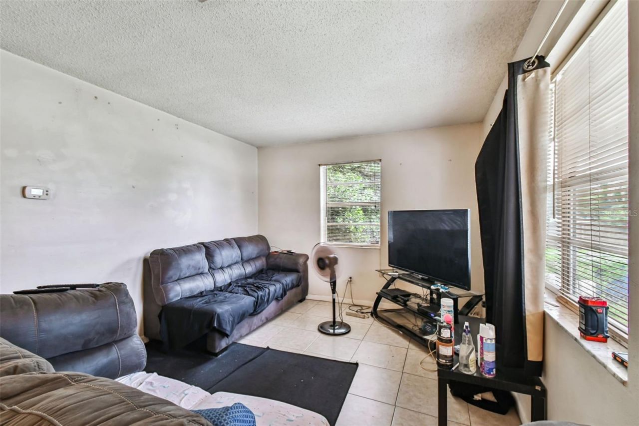 8205 N Semmes Street, Tampa, FL 33604 Photo