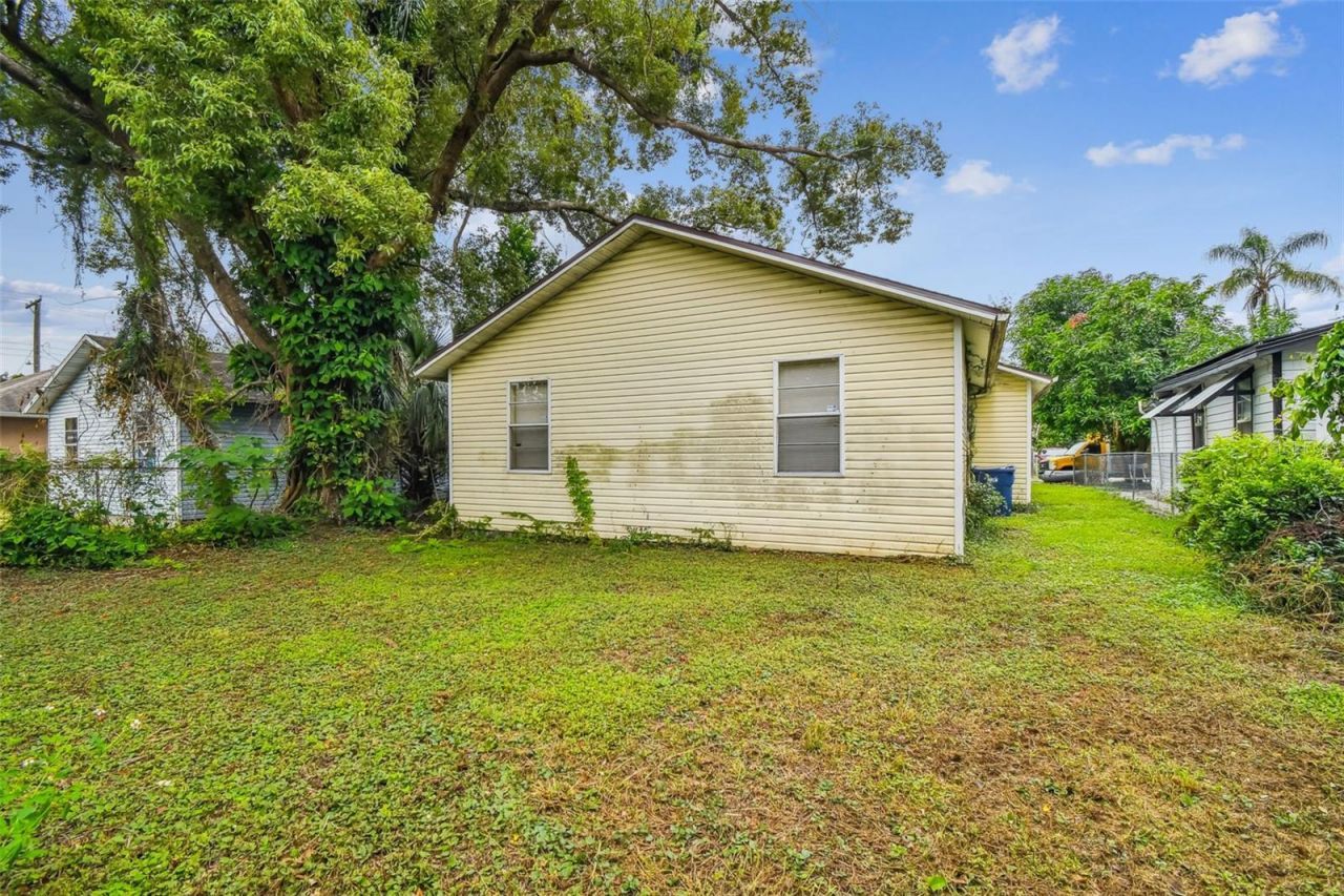 8205 N Semmes Street, Tampa, FL 33604 Photo