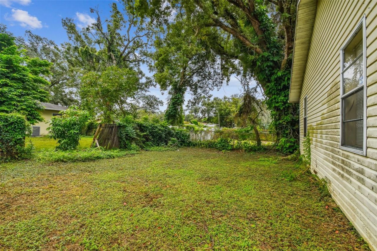 8205 N Semmes Street, Tampa, FL 33604 Photo