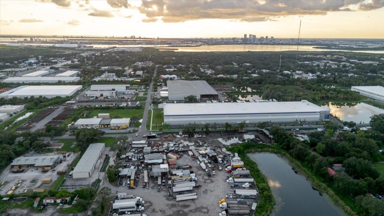 5404 S 24th Avenue, Tampa, FL 33619 Photo