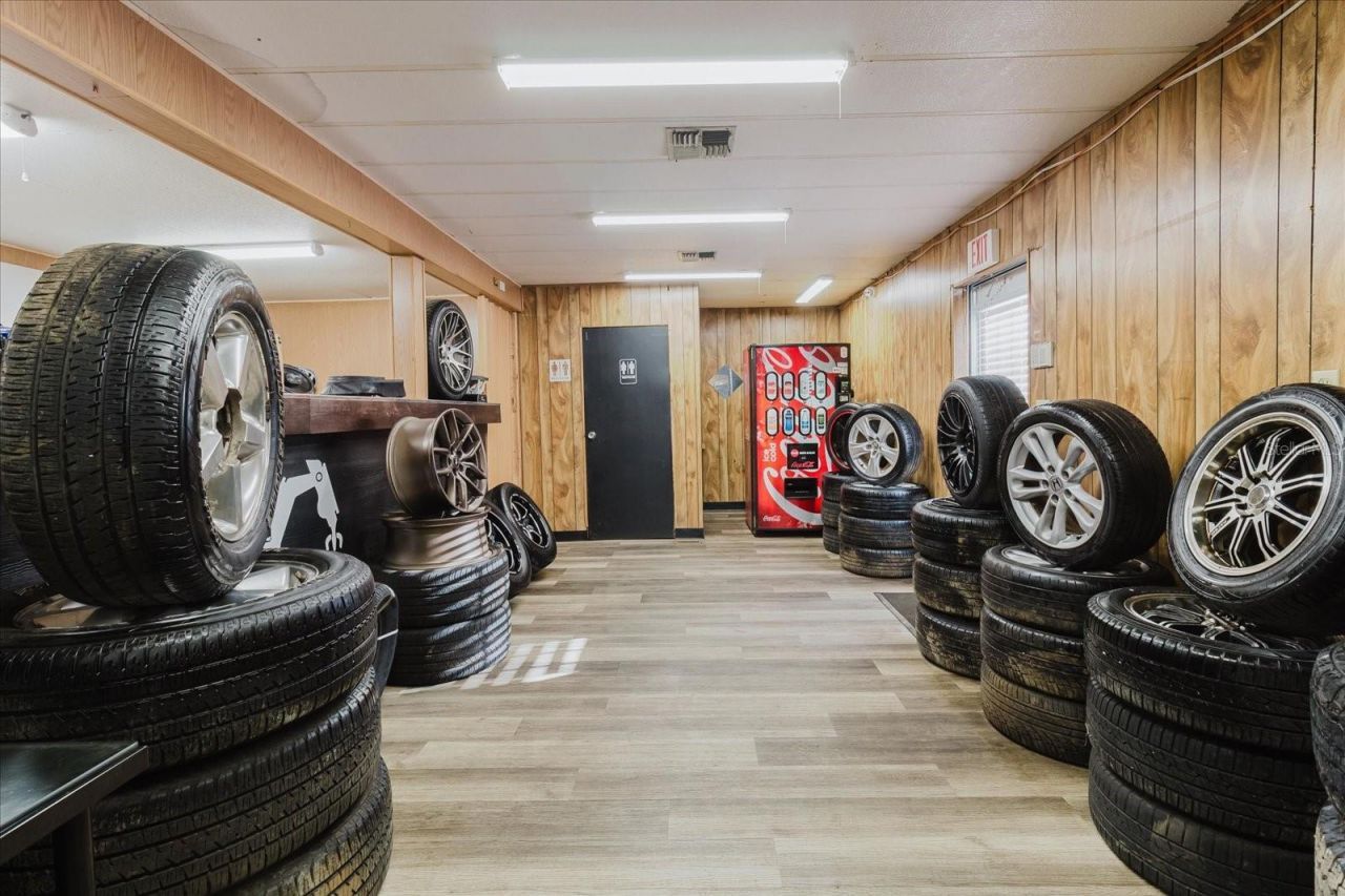 5404 S 24th Avenue, Tampa, FL 33619 Photo