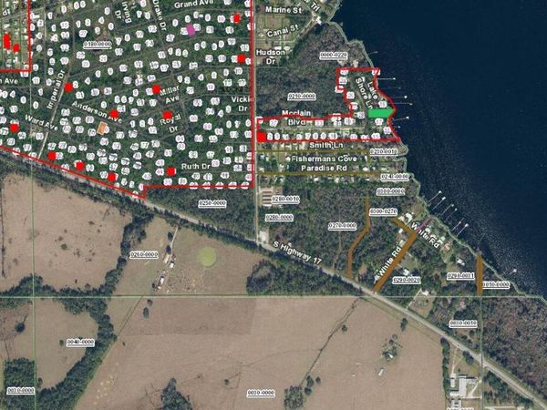 215 ANDERSON Avenue, Crescent City, FL 32112