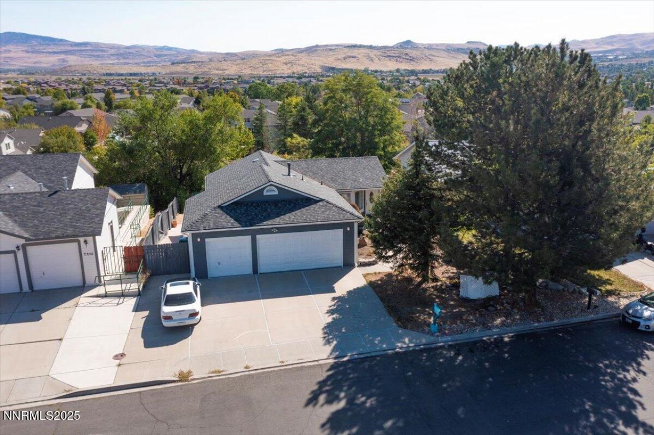 7290 Pah Rah Drive, Sparks, NV 89436 Photo
