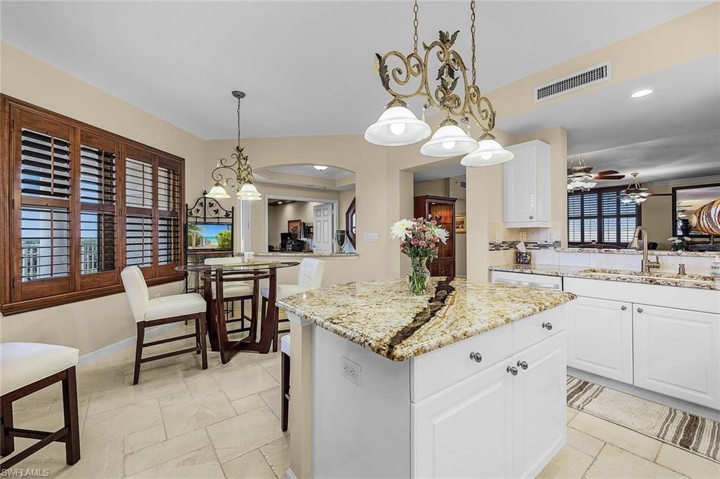 14250 Royal Harbour Ct, Unit 817, Fort Myers, FL 33908 Photo