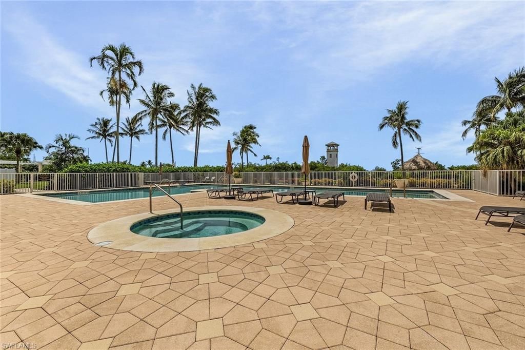 14250 Royal Harbour Ct, Unit 817, Fort Myers, FL 33908 Photo