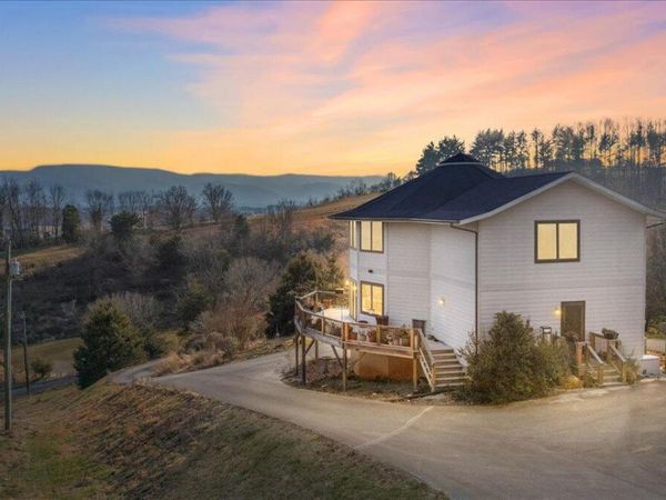 673 Charles Johnson Road, Chuckey, TN 37641