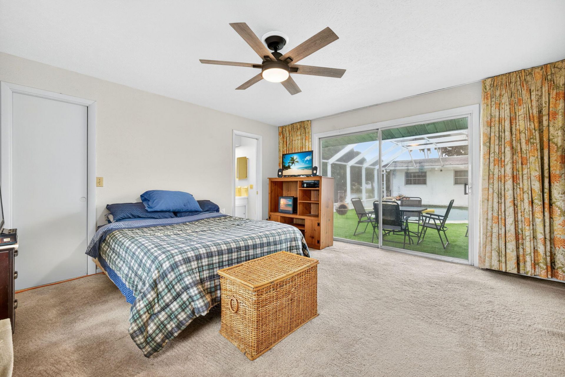 406 Leeland Heights Boulevard E, Lehigh Acres, FL 33936 Photo