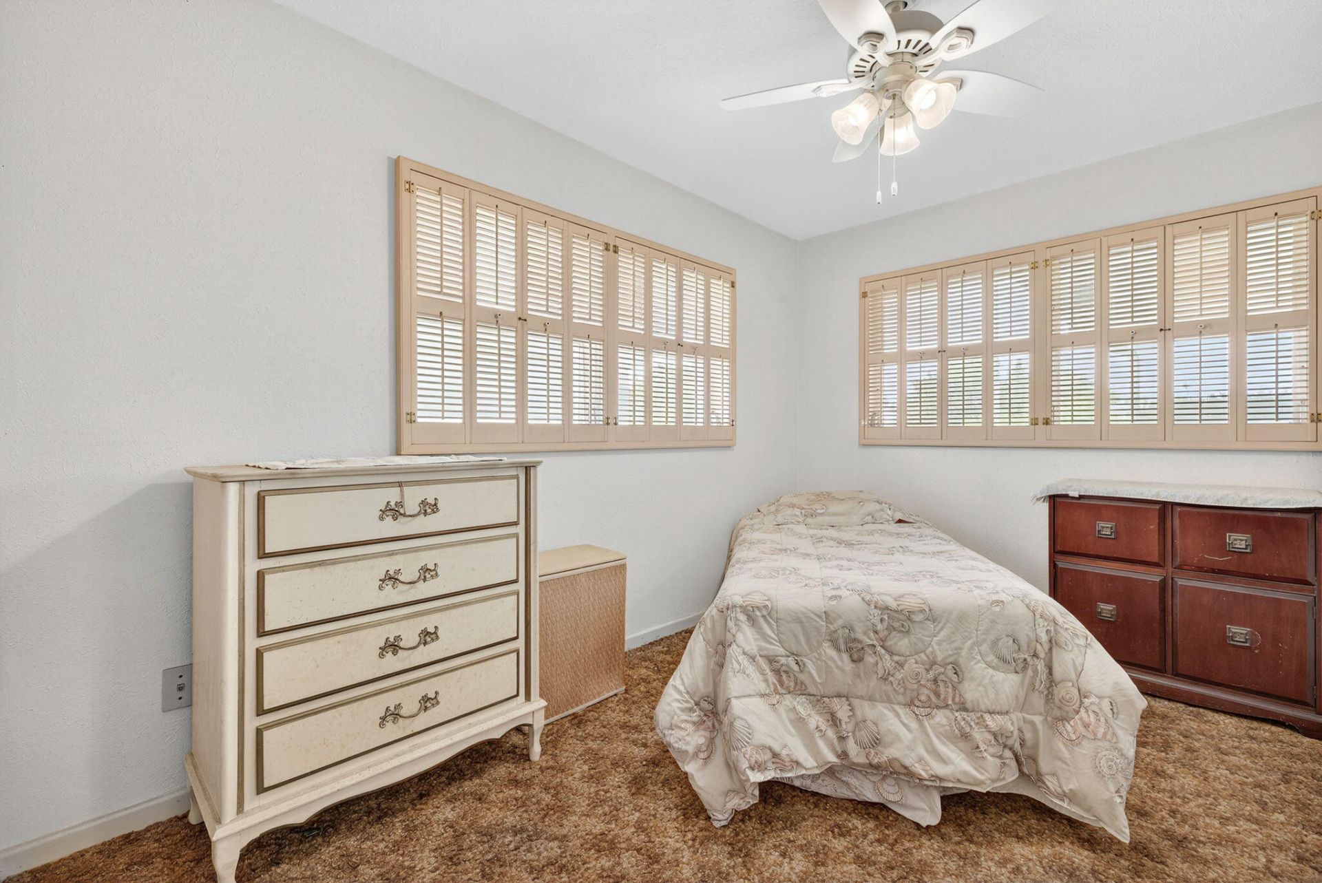 406 Leeland Heights Boulevard E, Lehigh Acres, FL 33936 Photo