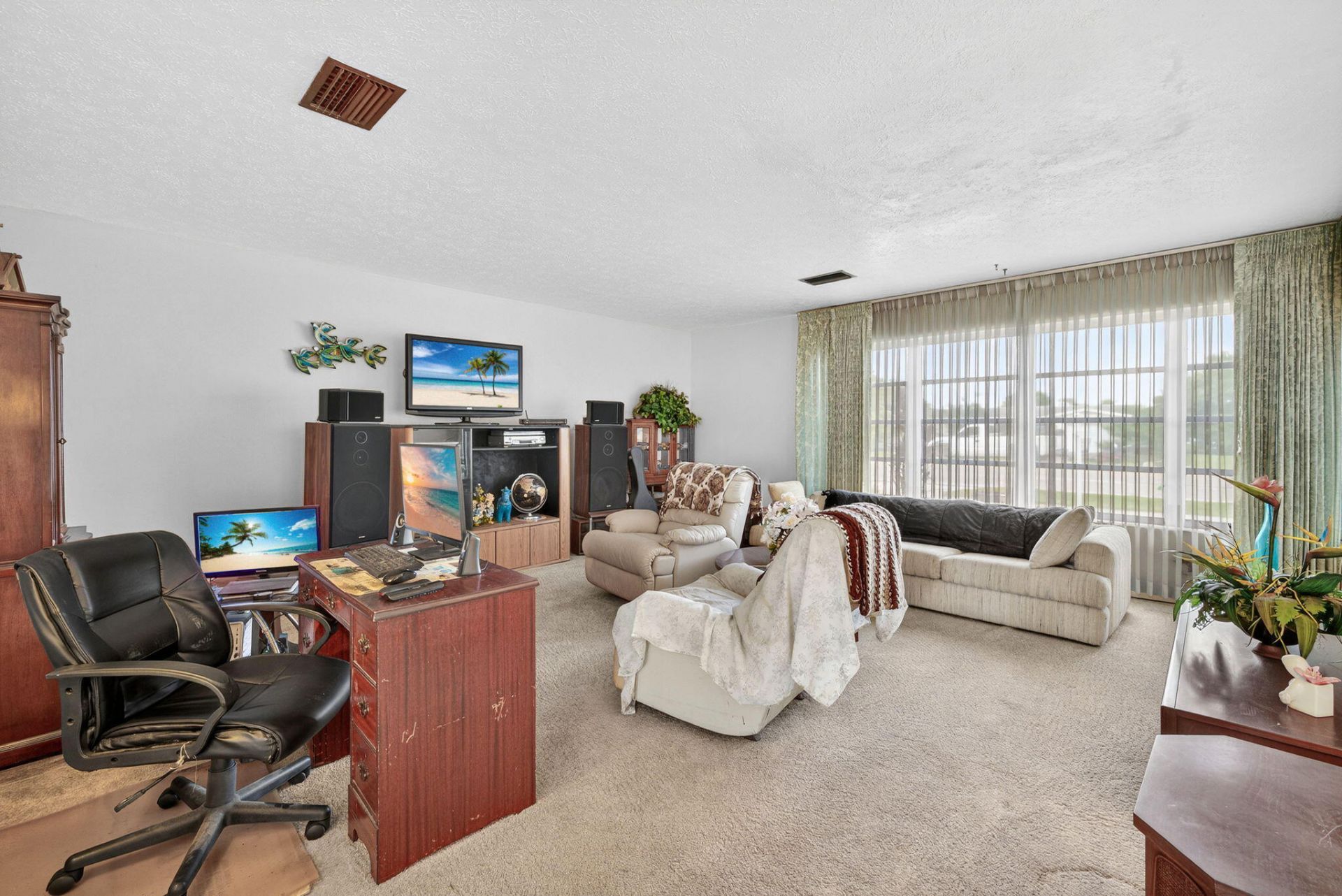 406 Leeland Heights Boulevard E, Lehigh Acres, FL 33936 Photo