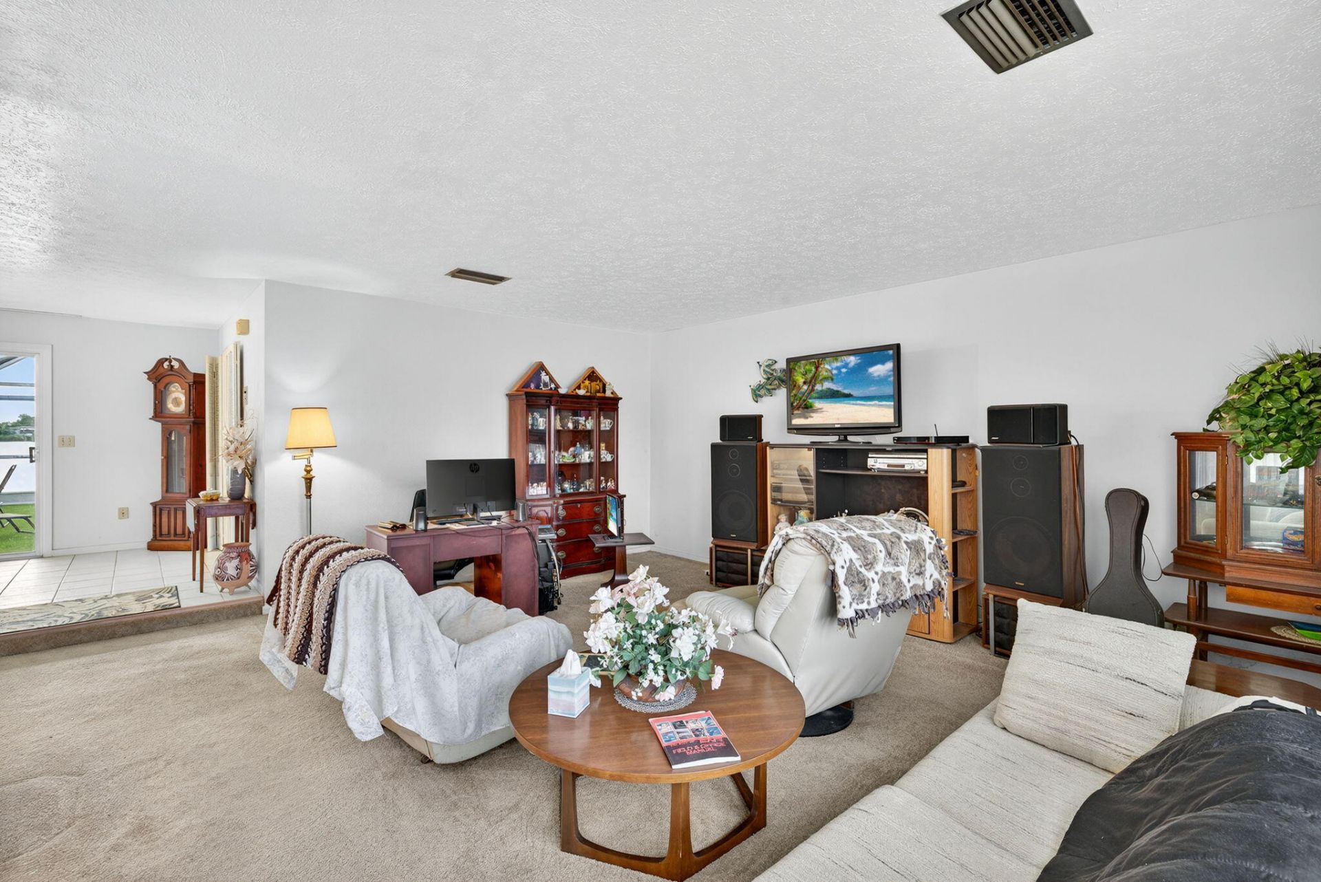 406 Leeland Heights Boulevard E, Lehigh Acres, FL 33936 Photo