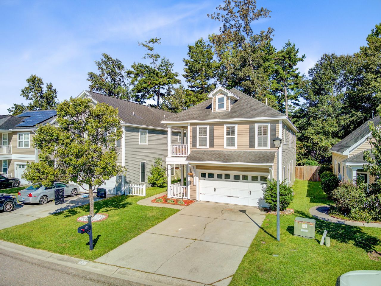 124 Diploma Drive Photo 42