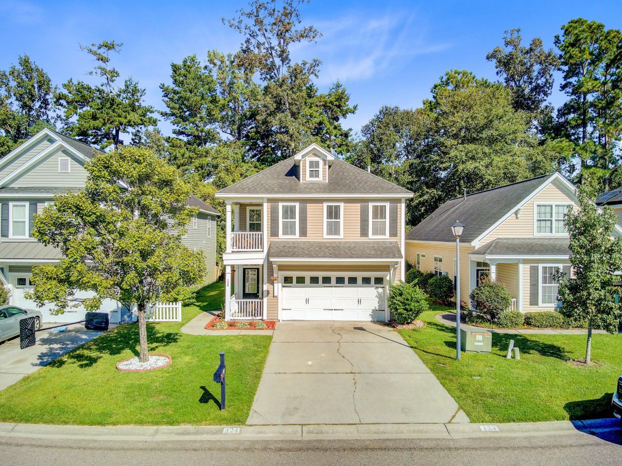 124 Diploma Drive Photo 43