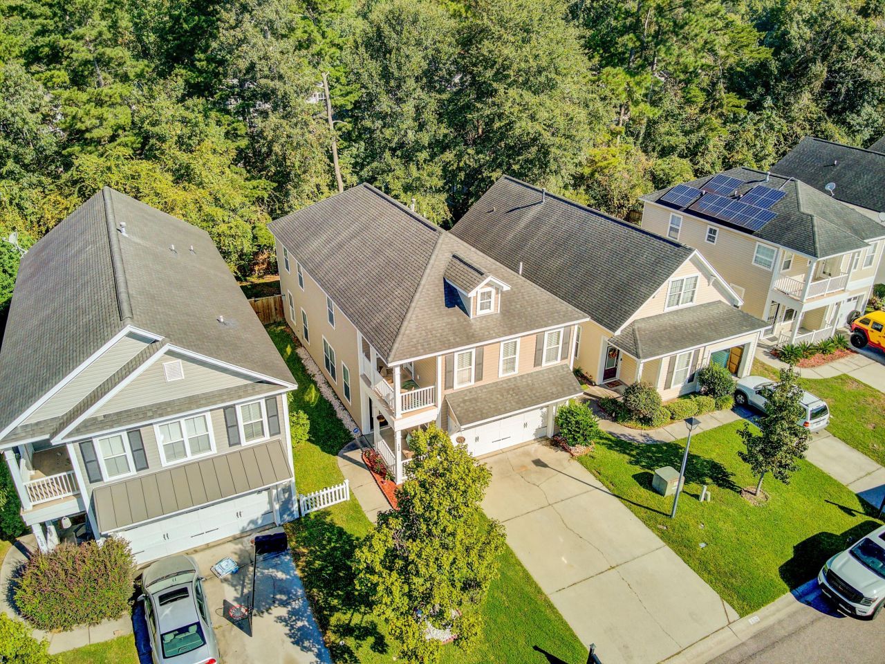 124 Diploma Drive Photo 57