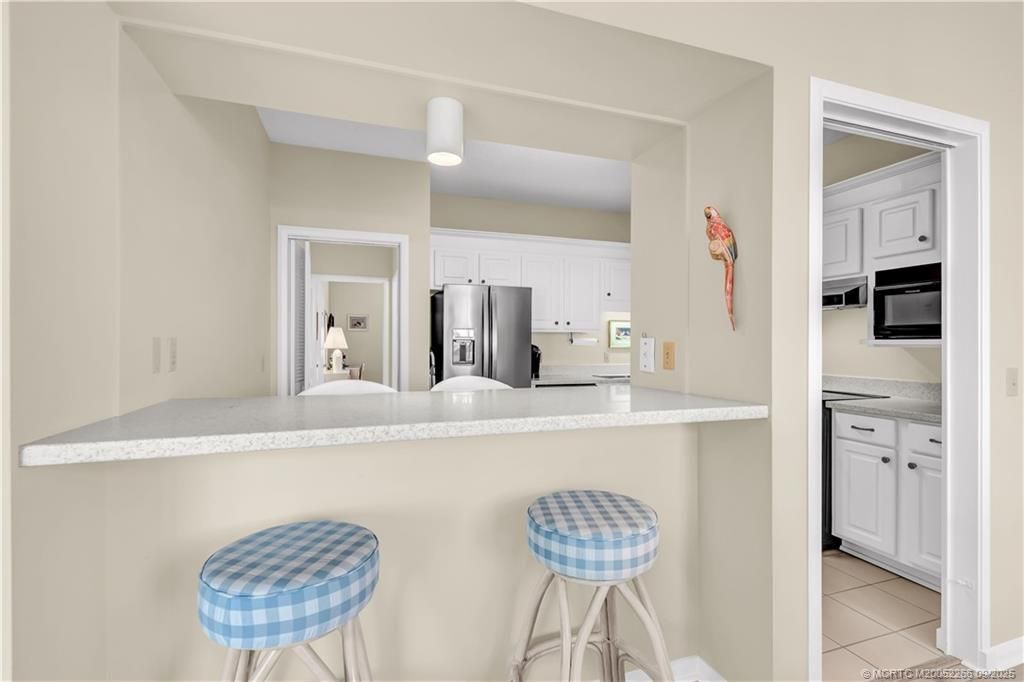 2560 NW Seagrass Drive, Unit 6B, Palm City, FL 34990 Photo