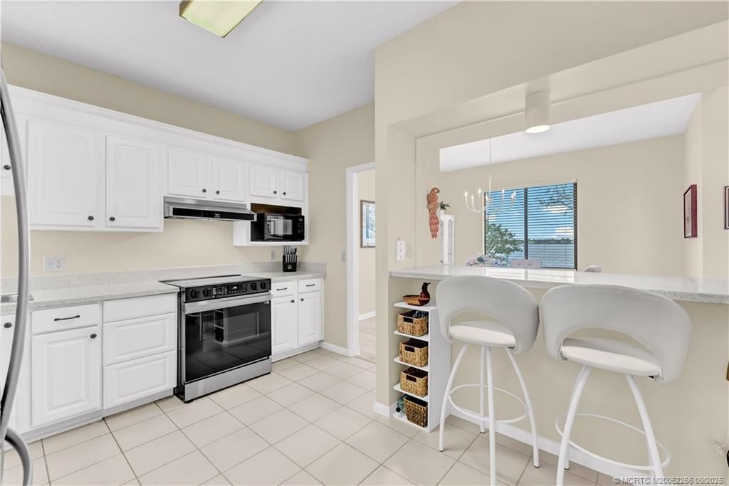 2560 NW Seagrass Drive, Unit 6B, Palm City, FL 34990 Photo