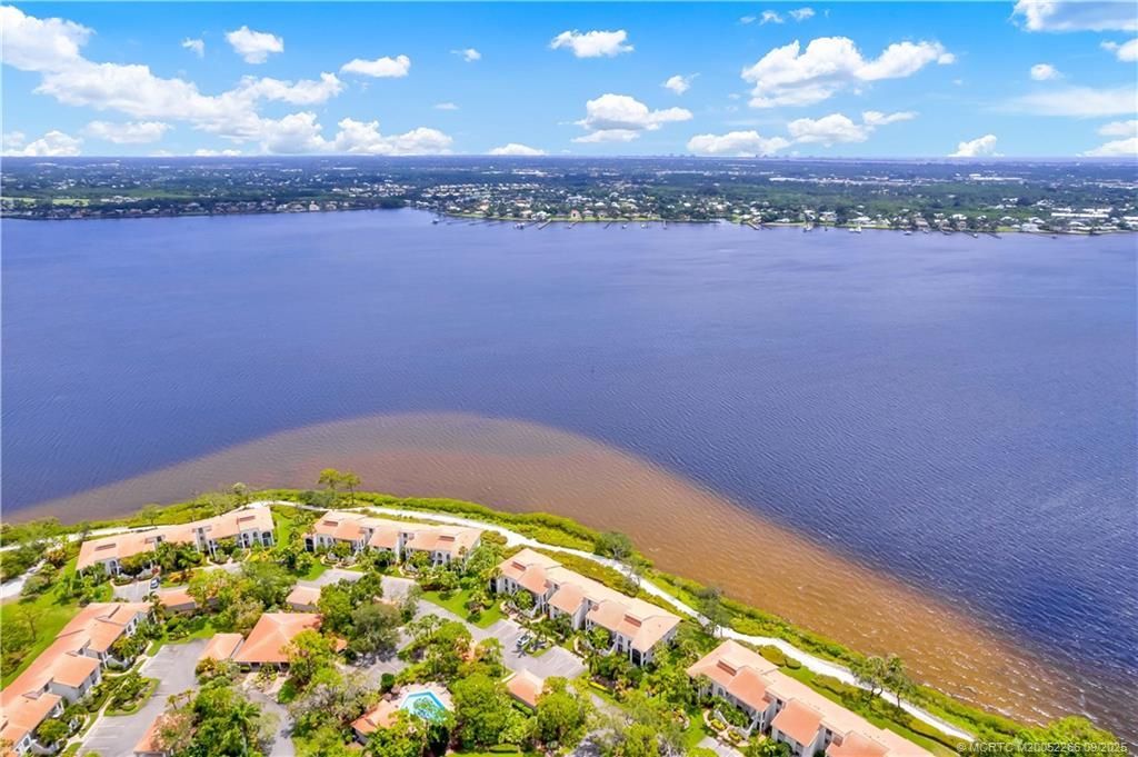 2560 NW Seagrass Drive, Unit 6B, Palm City, FL 34990 Photo