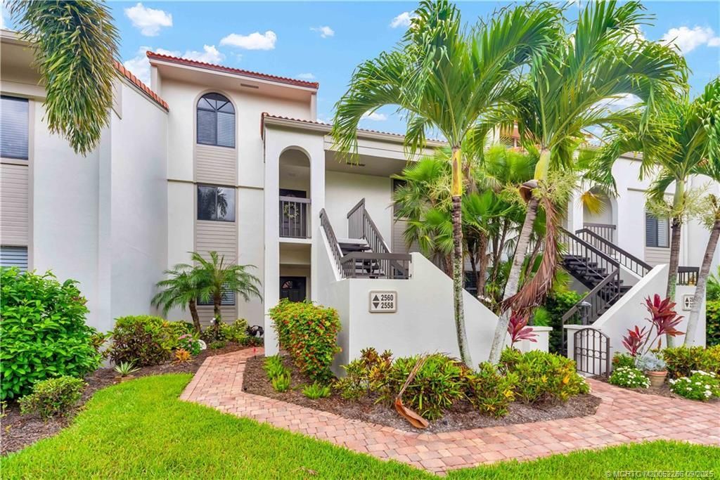 2560 NW Seagrass Drive, Unit 6B, Palm City, FL 34990 Photo