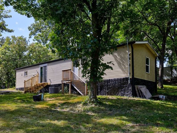 8447 Rosewood Street, Dexter, IA 50070