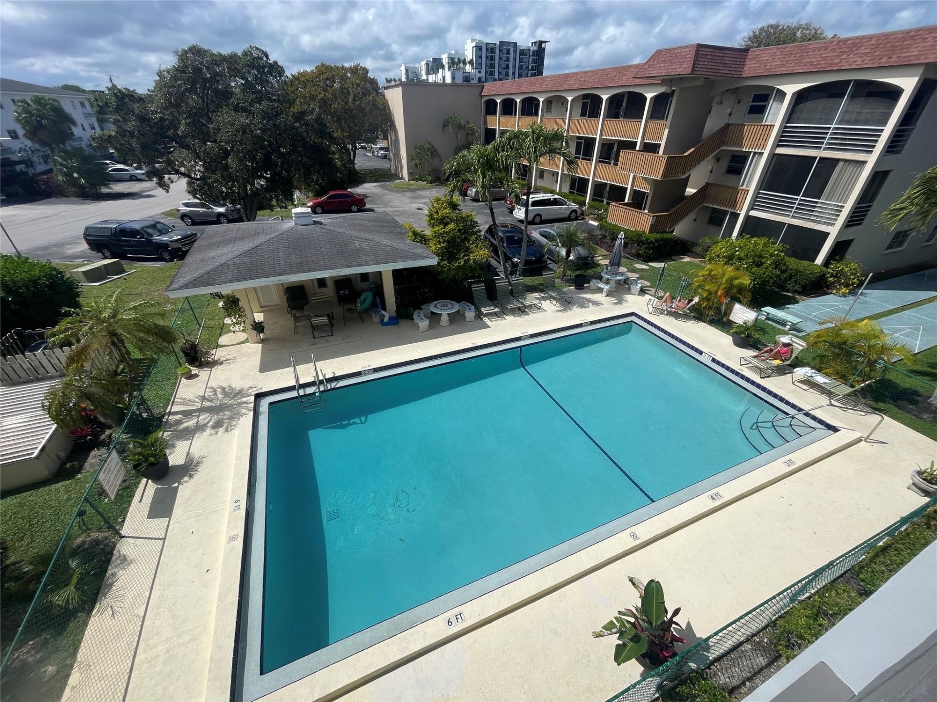 651 E Pine Drive, Unit 310, Pompano Beach, FL 33060 Photo