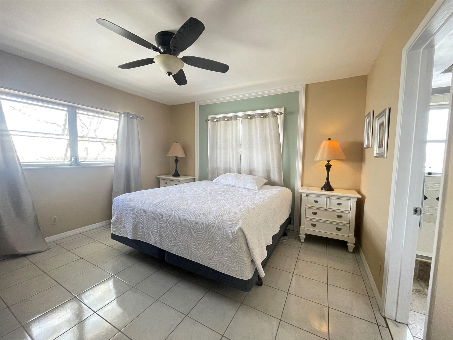 651 E Pine Drive, Unit 310, Pompano Beach, FL 33060 Photo