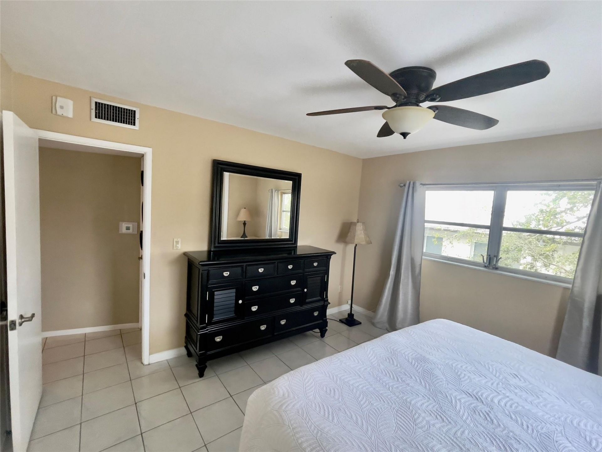 651 E Pine Drive, Unit 310, Pompano Beach, FL 33060 Photo
