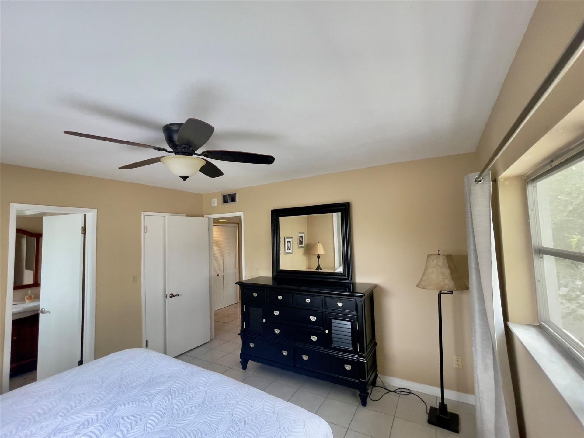 651 E Pine Drive, Unit 310, Pompano Beach, FL 33060 Photo