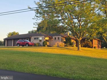 6352 PENN NATIONAL DRIVE, FAYETTEVILLE, PA 17222