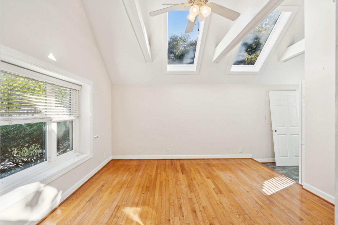 1409 Barbara Street Photo 30