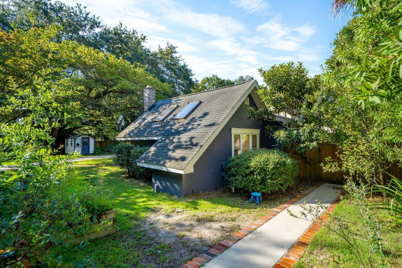 1409 Barbara Street Photo 45