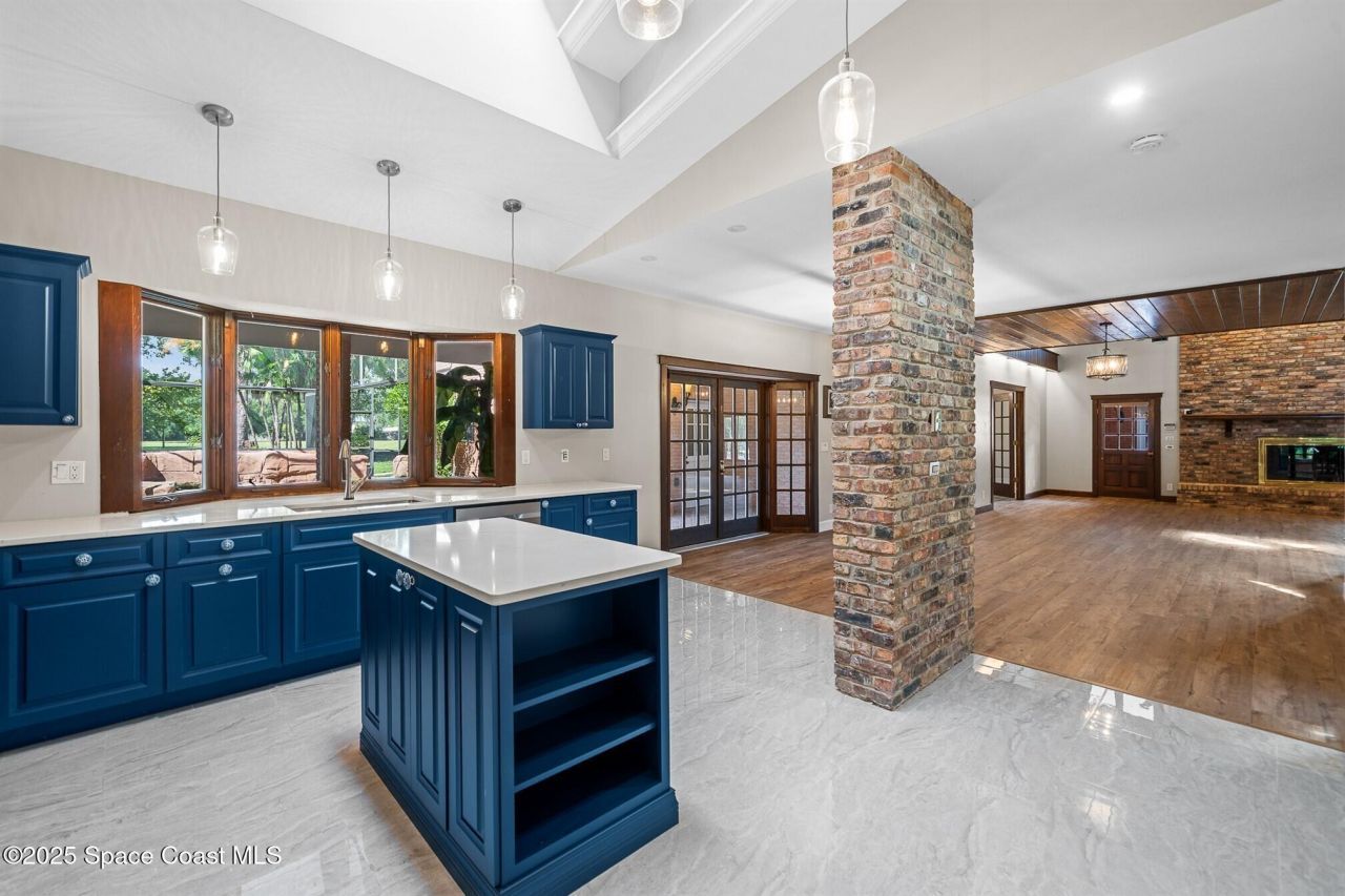 2195 S Courtenay Parkway, Merritt Island, FL 32952 Photo