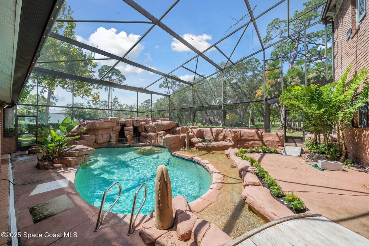 2195 S Courtenay Parkway, Merritt Island, FL 32952 Photo