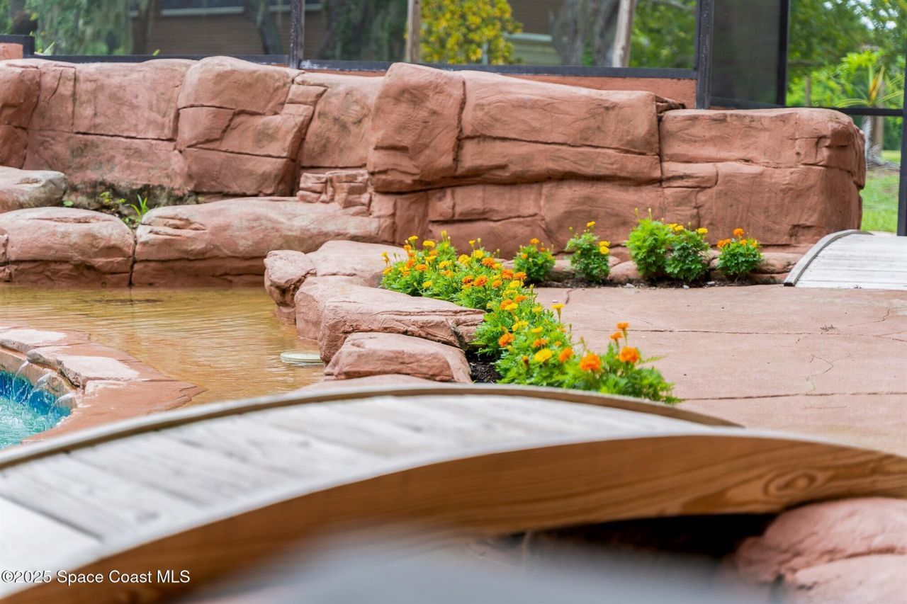 2195 S Courtenay Parkway, Merritt Island, FL 32952 Photo