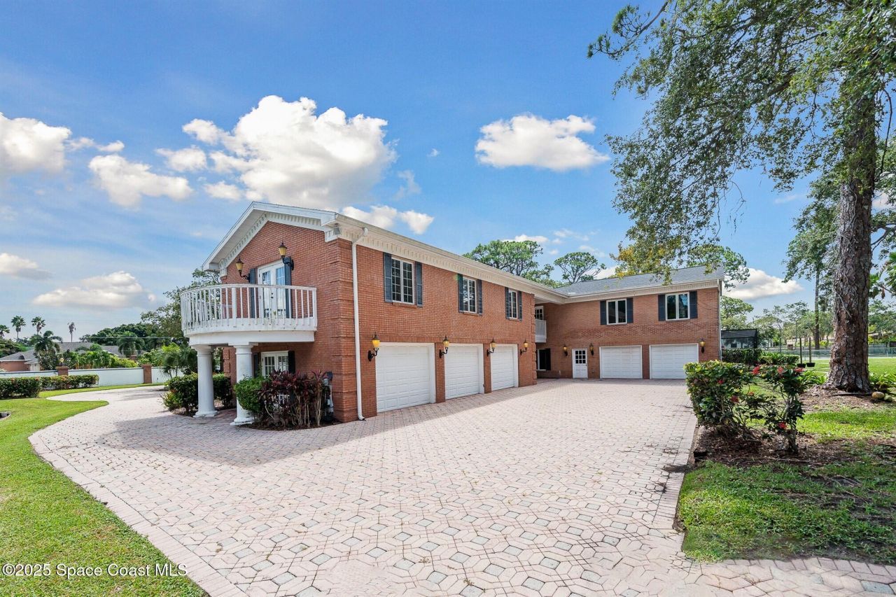 2195 S Courtenay Parkway, Merritt Island, FL 32952 Photo