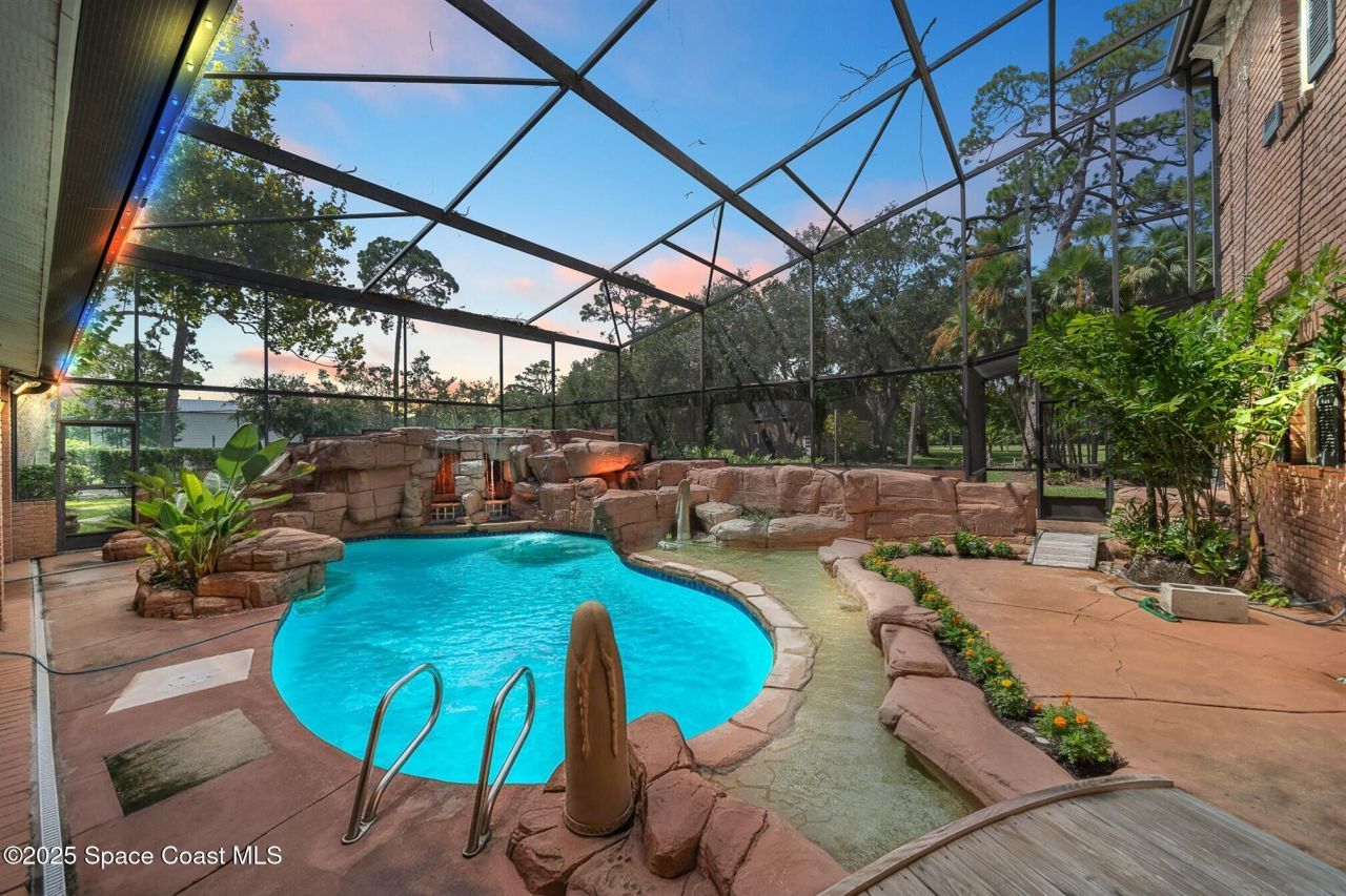 2195 S Courtenay Parkway, Merritt Island, FL 32952 Photo