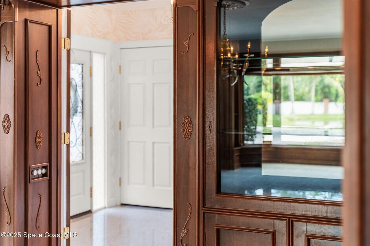 2195 S Courtenay Parkway, Merritt Island, FL 32952 Photo